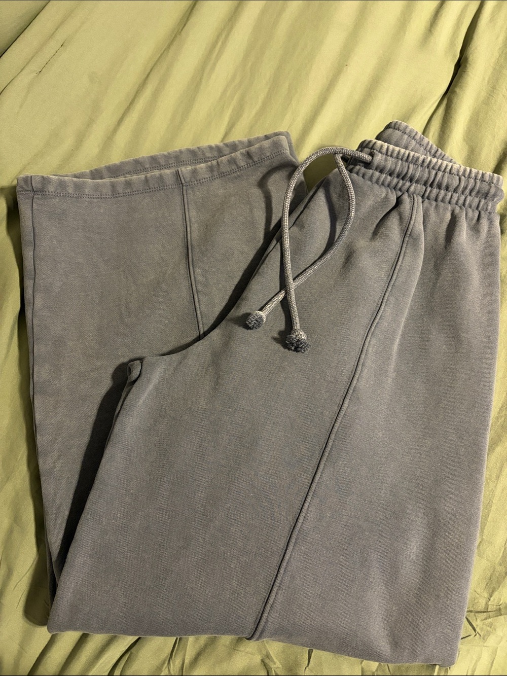 Woman’s Gray Drawstring Sweatpants - Picture 4 of 4